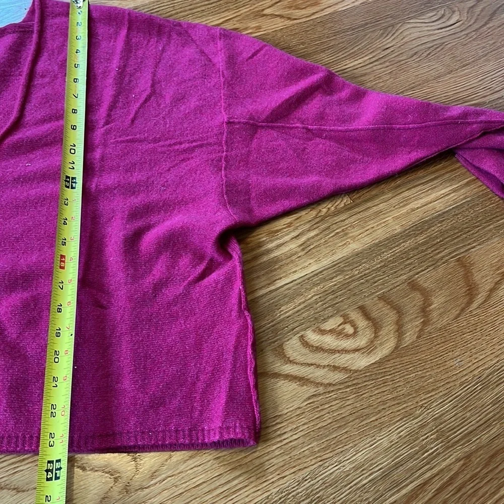 NWT Free People Solitaire Cashmere V Sweater in Magenta Pink size Large